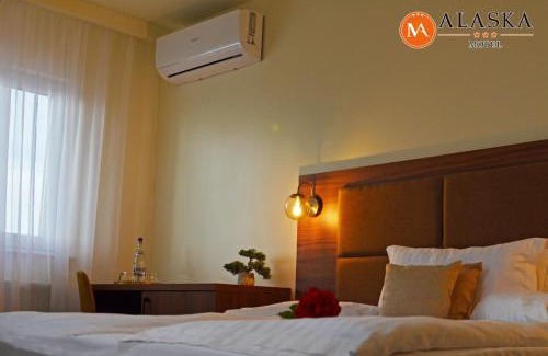 Deva Hotel | Motel Alaska