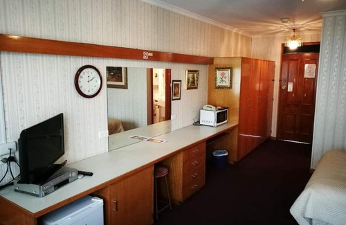 Hobart Central Business District Hotel | Motel Mayfair on Cavell