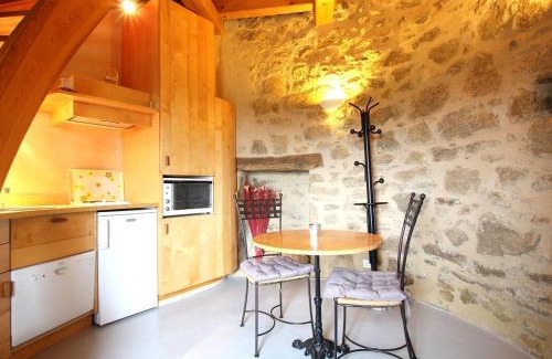 La Fagette House | Moulin à vent restauré avec vue sur la campagne - FR-1-582-221