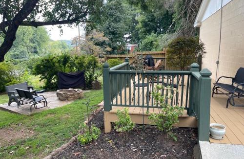 Clayton Hotel | Mountain Aire Cottages, Inn, & Glamping