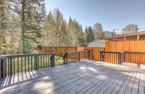 Mount Hood Village Apartment | Mountain bikers dream 1-bedroom apartment in Mount Hood Village.