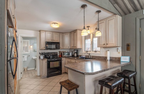 Ludlow Cabin | Mountain cabin near Okemo w/deck & views