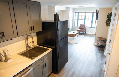 Vernon Hotel | Mountain Creek
