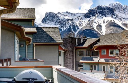 Canmore House | Mountain Memories Family Fun at The Lodges