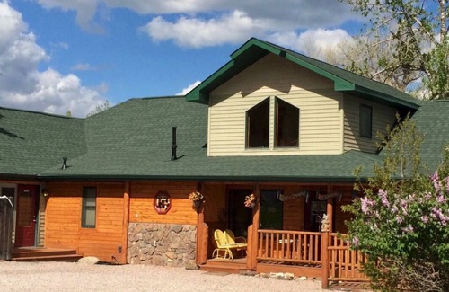 Hill City Cabin | Mountain Peaks Inn, OLD BALDY MTN SUITE, Downtown Hill City
