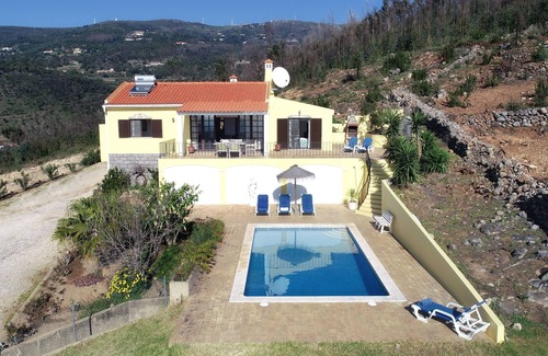 Monchique House | Mountain-side Villa with view to the coast, ideal to relax, complete with Pool.