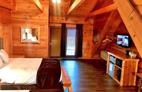 Warm Springs Hotel | Mountain Top Inn and Resort