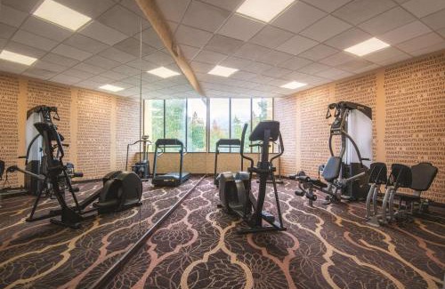 Silverthorne Hotel | Mountain Valley Inn & Suites