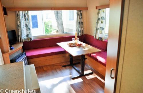 Roquebrune-sur-Argens House | Mountain View Mobile Home in Roquebrune-sur-Argens, France