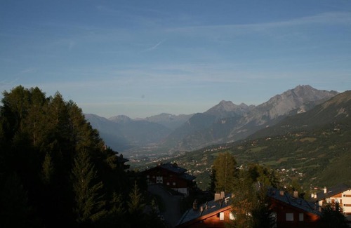 Lens Apartment | Mountain view cosy, comfortable 1 bed-room Luxury Appartment Crans-Montana