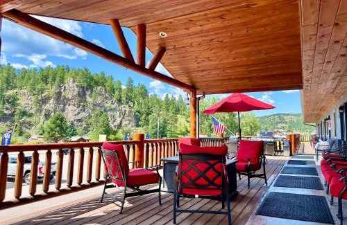 Rapid City Cabin | Mountain View Lodge & Cabins