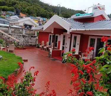 Thalayathimund House | Mountain View Private Villa