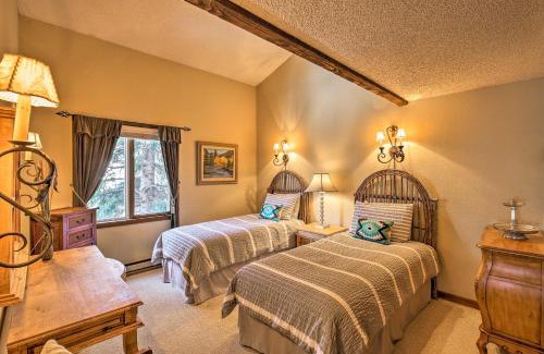 Vail Apartment | Mountain-View Vail Condo with Balcony and Gas Grill!