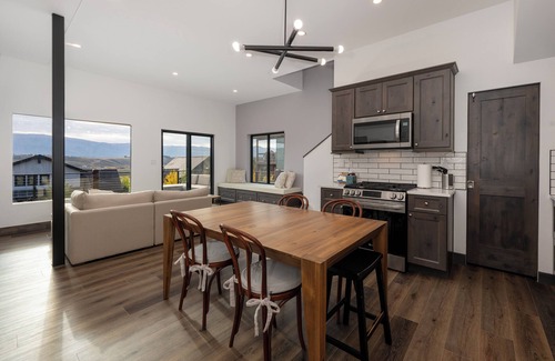 Tabernash House | Mountain Views Hot Tub Escape
