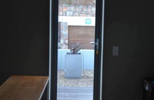 Redhill Apartment | Mountainside 2 floor apartment has magical sea views