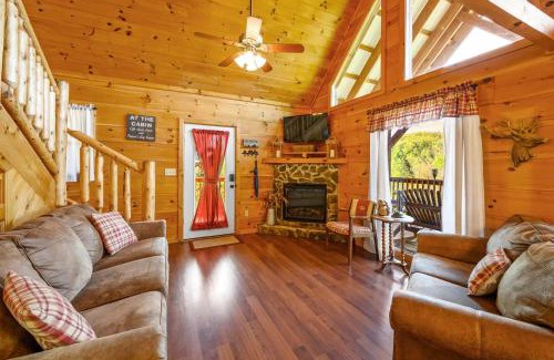 Caton Ski Chalet | Mountainside Hideaway