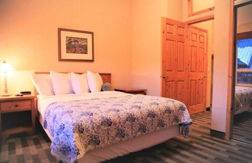 Harvie Heights House | MountainView -PrivateChalet Sleep7- 5min to DT Vacation Home