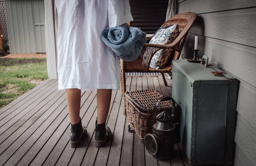 Metung Cottage | Mountford Cottage - Close to Metung Hot Springs & Golf Course