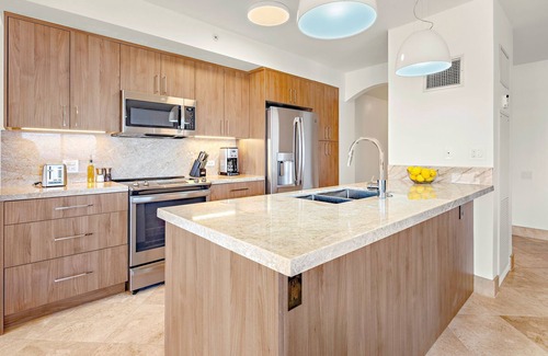 Kaanapali Condo | MRR Presents Kaanapali Ali'i 292 - Renovated 9th Floor Corner 2BR w/Partial Ocean AND Mountain Views!