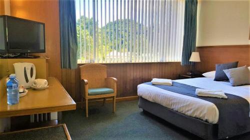 Queenstown Hotel | Mt Lyell Motor Inn