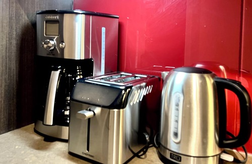 Downtown Toronto Apartment | MTCC RogersCenter 3B2B Free parking