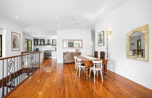 Mudjimba House | Mudjimba Art House - Quirky Beachside Holiday Home w/pool