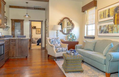 Muenster Bed & Breakfast | Muenster Escape Walk To Downtown W Balcony Views