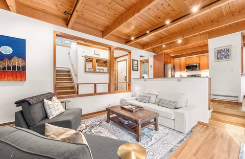 Keystone House | Multilevel Townhome Near the Slopes, Includes Poolhouse with Hot Tub & Sauna!
