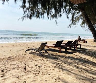 Huai Yang Bed & Breakfast | Mumsa Beach Resort & Restaurant