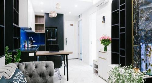 Nhat Tan Hotel | Muse Hanoi Boutique Apartment - Hidden9