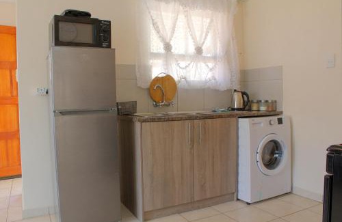 Mangaung Apartment | MV self-catering - Units