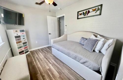 Southside Villa | My Enchanted and Cozy Home, Lackland AFB, Sea World, Confortable