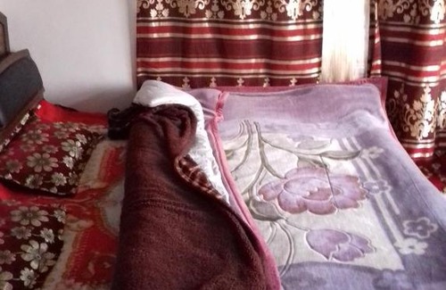 Srinagar House | MY Guest House