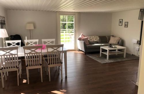 Korsberga House | Mysig lantlig stuga, Nycklarör