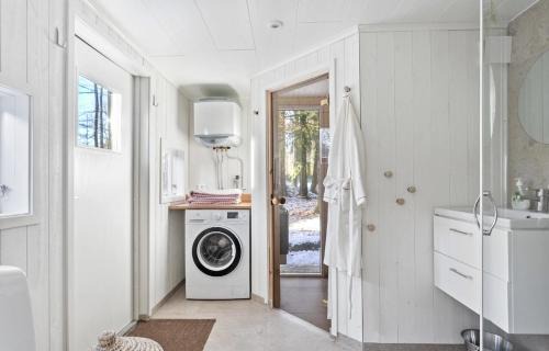 Vaxtorp House | Mysig skogsstuga mitt i naturen