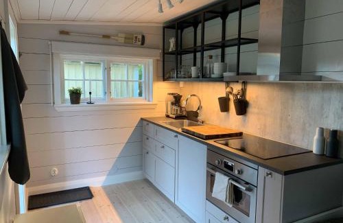 Kalmar Apartment | Mysigt gårdshus på vackra Stensö