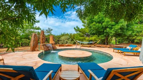 West Sedona House | Mystic Sunset by AvantStay Thunder Mountain View Pool Driving Range Casita