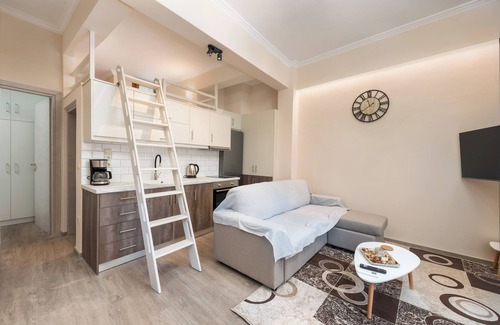 Lesvos Apartment | Mytilene Central Home 4