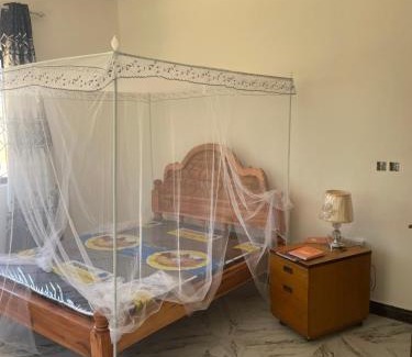 Manyoni House | Mzimu guest house with ocean views