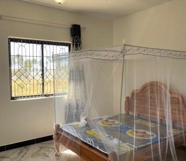 Manyoni House | Mzimu guest house with ocean views