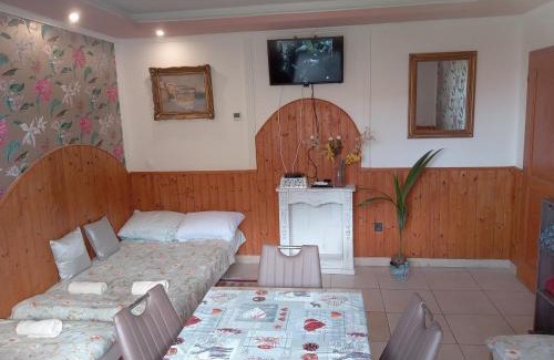 Lukacshaza Apartment | Négy Évszak Vendégház