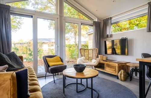Otterlo House | n/a