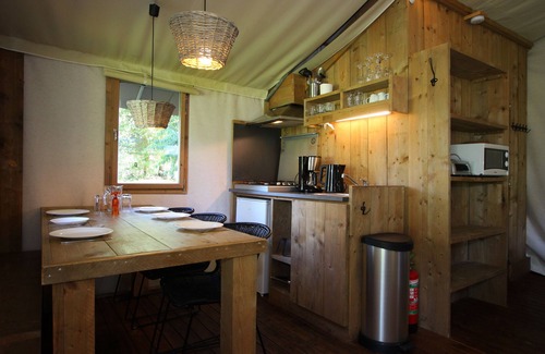 Ruinen Cabin | n/a
