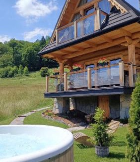 Bialy Dunajec Ski Chalet | NA SKRAJU LASU domki z balią, jacuzzi