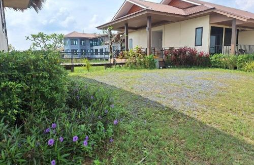 Khuan Khanun Resort | Nabua Thalenoi Resort นาบัว ทะเลน้อย รีสอร์ท