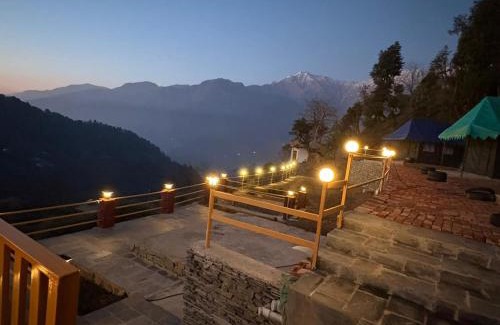 Naddi Apartment | Naddi Pine Wood Hut