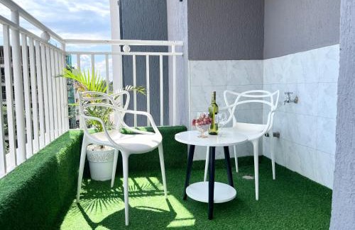 Nakuru Apartment | Naka Executive Suites With Balcony, Amazing View of Lake Nakuru, GYM