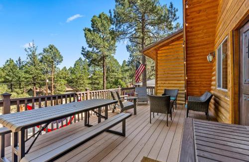Kachina Village House | Nakai Trail 4-br A-frame Firepit Game Rm Sauna