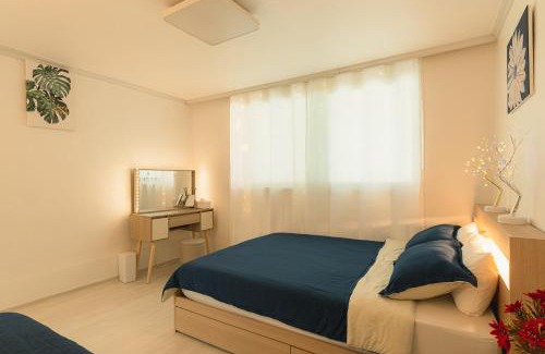 Haengun-dong Apartment | Nakseongdae House