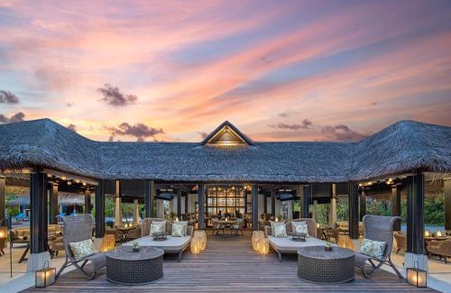 Naladhu Resort | Naladhu Private Island Maldives